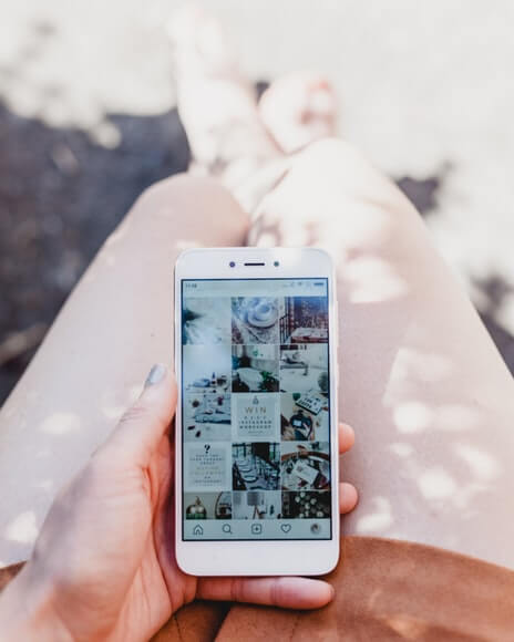 prepare social media profile in social media outreach